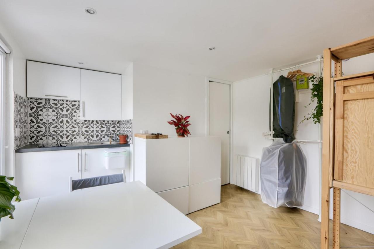 Super Studio In The 11Th District Apartment ปารีส ภายนอก รูปภาพ